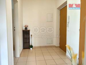 Prodej bytu 2+kk, Milovice - Mladá, Armádní, 52 m2