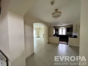 Prodej rodinného domu, Praha - Nebušice, Na Malé Šárce, 178 m2