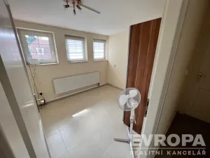 Prodej rodinného domu, Praha - Nebušice, Na Malé Šárce, 178 m2