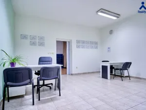 Pronájem obchodního prostoru, Vyškov, kpt. Otakara Jaroše, 73 m2