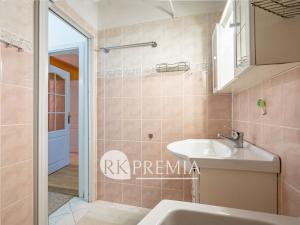 Prodej bytu 2+1, Teplice, Svojsíkova, 52 m2