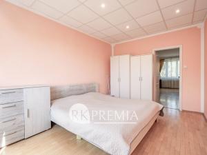 Prodej bytu 2+1, Teplice, Svojsíkova, 52 m2