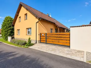 Prodej rodinného domu, Dubné - Třebín, 260 m2
