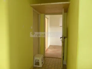 Prodej bytu 2+1, Plzeň - Doubravka, Železničářská, 70 m2