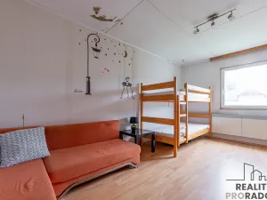 Prodej obchodního prostoru, Praha, Vačkářova, 216 m2