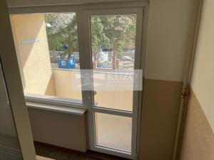 Pronájem bytu 1+1, Chomutov, Stromovka, 35 m2