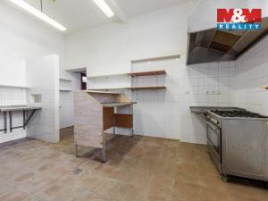 Prodej rodinného domu, Mlečice, 500 m2