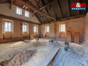 Prodej rodinného domu, Mlečice, 500 m2