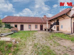 Prodej rodinného domu, Mlečice, 500 m2