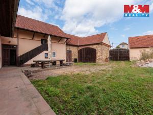 Prodej rodinného domu, Mlečice, 500 m2