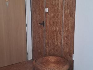 Pronájem bytu 2+1, Jičín - Nové Město, Lidické náměstí, 63 m2
