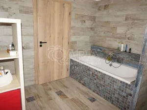 Prodej zemědělské usedlosti, Horní Kněžeklady, 140 m2