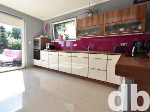 Prodej vícegeneračního domu, Otovice, Na Louce, 280 m2