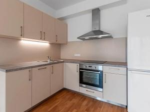Pronájem bytu 2+kk, Praha - Karlín, U Mlýnského kanálu, 50 m2