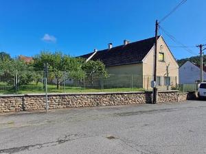 Prodej rodinného domu, Kalenice, 250 m2