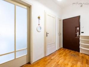 Pronájem bytu 4+1, Praha - Smíchov, Stroupežnického, 101 m2