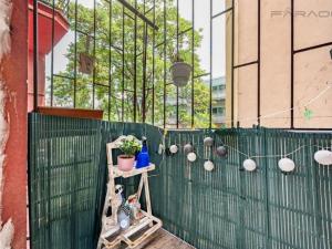 Pronájem bytu 4+1, Praha - Smíchov, Stroupežnického, 101 m2