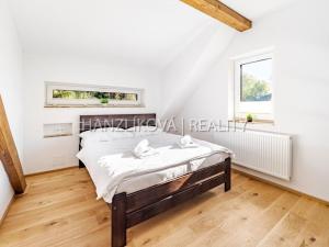 Prodej rodinného domu, Horní Planá - Pernek, 156 m2