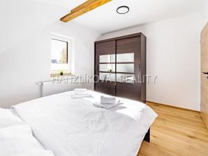 Prodej rodinného domu, Horní Planá - Pernek, 156 m2