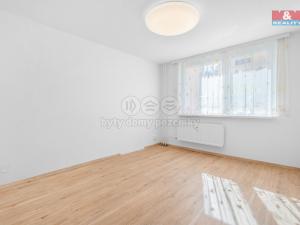 Prodej bytu 3+1, Praha - Kyje, Dvořišťská, 76 m2