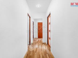 Prodej bytu 3+1, Praha - Kyje, Dvořišťská, 76 m2