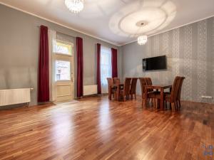 Pronájem kanceláře, Praha - Karlín, Březinova, 76 m2