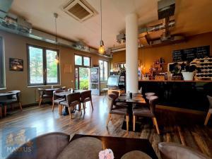 Pronájem restaurace, Praha - Kobylisy, Čumpelíkova, 82 m2