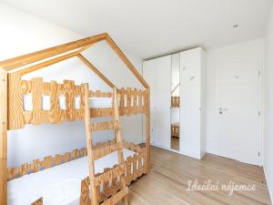 Pronájem bytu 3+kk, Praha - Modřany, Krouzova, 69 m2