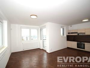 Prodej bytu 2+kk, Praha - Střížkov, Lovosická, 56 m2