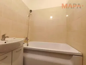 Pronájem bytu 2+1, Jirkov, Karla Čapka, 49 m2