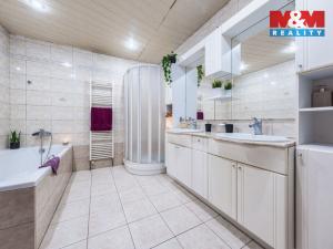 Prodej rodinného domu, Hřiměždice, 335 m2