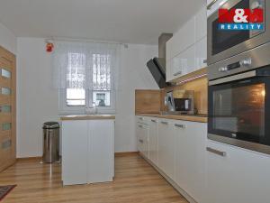 Prodej rodinného domu, Pardubice - Svítkov, Školní, 109 m2