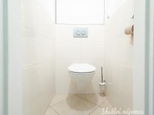 Pronájem bytu 3+kk, Praha - Strašnice, Průběžná, 66 m2