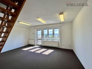 Pronájem bytu 6+kk a větší, Praha - Hostivař, Pod průsekem, 123 m2