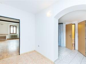 Prodej rodinného domu, Mladá Vožice, Husovo náměstí, 232 m2