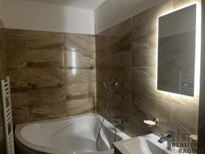 Prodej bytu 2+1, Havířov, Dlouhá třída, 54 m2