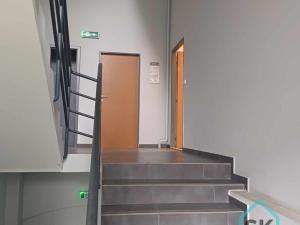 Pronájem kanceláře, Krnov - Pod Bezručovým vrchem, nám. Minoritů, 20 m2