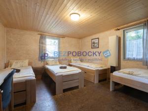 Prodej ubytování, Sněžné - Milovy, 644 m2