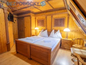 Prodej ubytování, Sněžné - Milovy, 644 m2