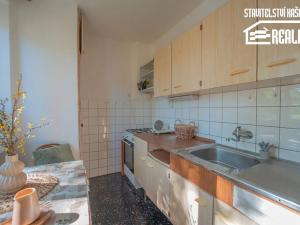 Prodej bytu 3+1, Pardubice, Na Drážce, 61 m2