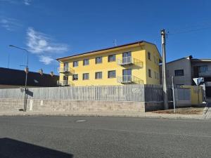 Pronájem bytu 2+kk, Stochov, Osvobození, 54 m2