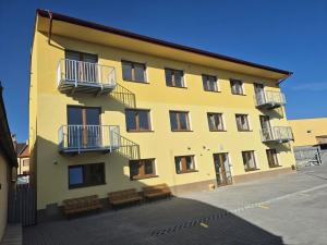 Pronájem bytu 2+kk, Stochov, Osvobození, 54 m2