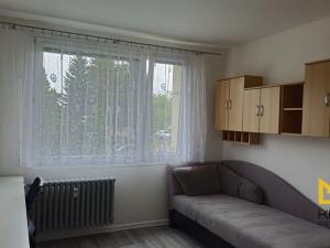 Pronájem bytu 3+1, Praha - Kamýk, Otradovická, 82 m2