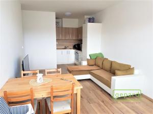 Pronájem bytu 2+kk, Mníšek pod Brdy, Pražská, 45 m2