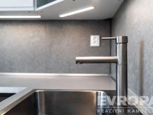 Prodej bytu 3+kk, Praha - Vokovice, Tobrucká, 65 m2