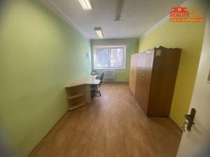 Pronájem výrobních prostor, Česká Skalice, Křenkova, 4200 m2