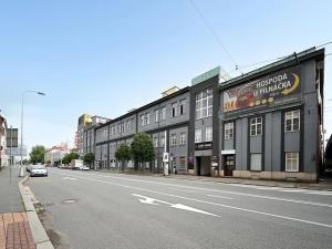 Pronájem obchodního prostoru, Hradec Králové, Pospíšilova, 78 m2