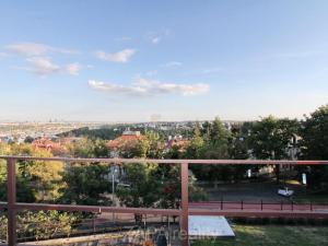 Pronájem kanceláře, Praha - Smíchov, U Plátenice, 100 m2