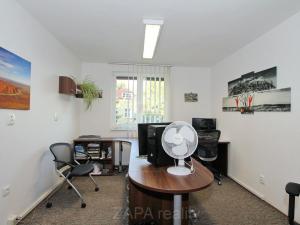 Pronájem kanceláře, Praha - Smíchov, U Plátenice, 100 m2