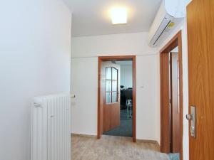 Pronájem kanceláře, Praha - Smíchov, U Plátenice, 100 m2